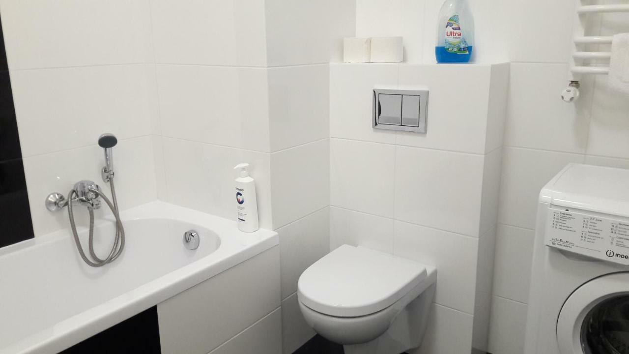 Newburg Apartments Wolska ワルシャワ エクステリア 写真