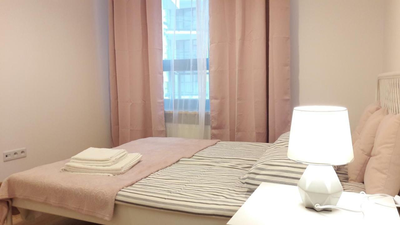Newburg Apartments Wolska ワルシャワ エクステリア 写真