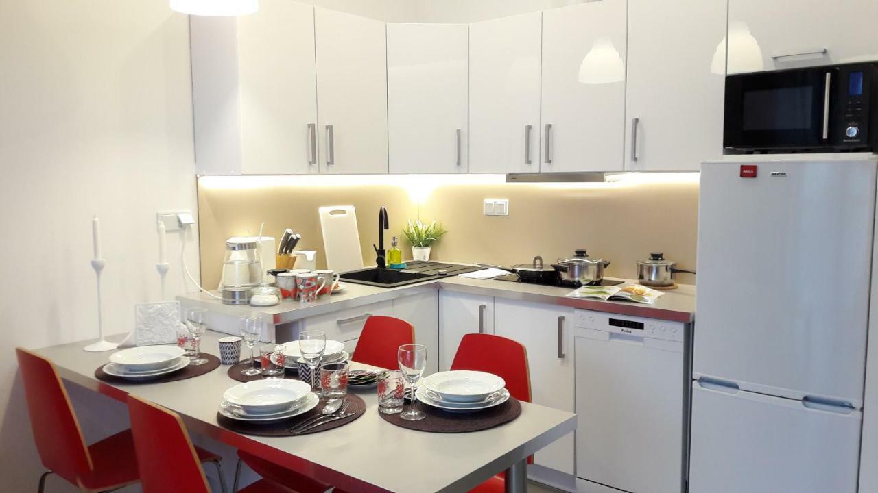 Newburg Apartments Wolska ワルシャワ エクステリア 写真