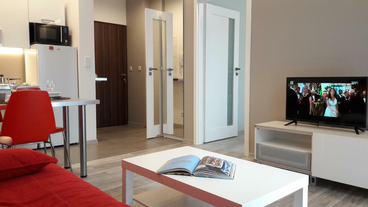 Newburg Apartments Wolska ワルシャワ エクステリア 写真